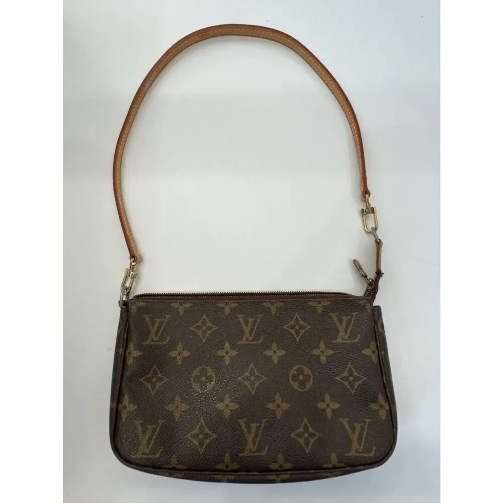 LOUIS VUITTON Pochette Accessoires Handbag Monogram LV - Picture 2 of 10